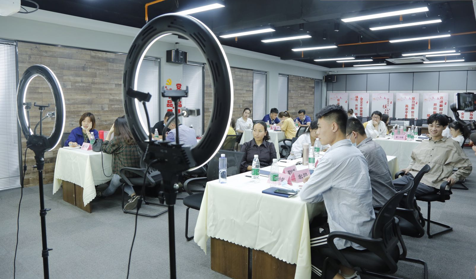 QQ浏览器截图20240615213415.png